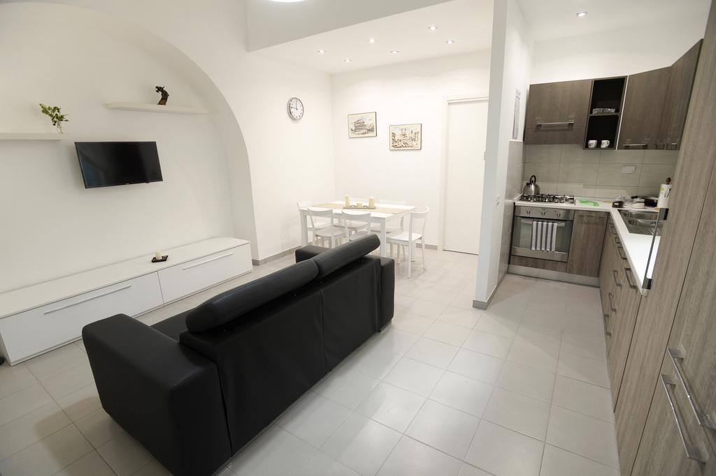 Laterano White Home - Colosseo Roma Dış mekan fotoğraf